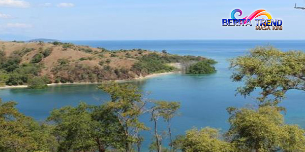Indahnya Suasana Pantai Teluk Gurita Yang Seakan Milik Sendiri
