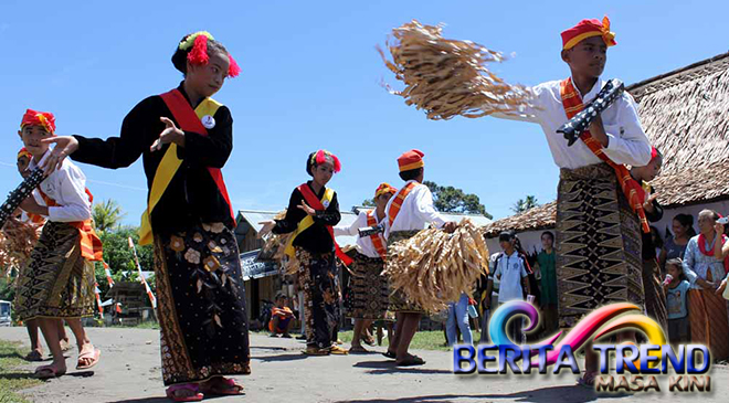 Mengunjungi Desa Budaya Sasadu Berada di Halmahera Barat