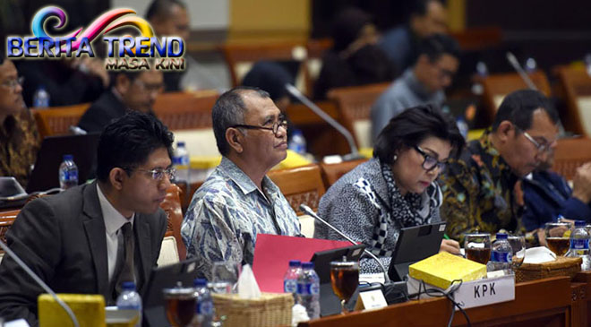 DPR Menghubungkan Anggaran Penanganan Kasus KPK dengan Kejagung