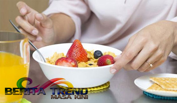 Suka Sarapan Kesiangan? Jangan Sering Lakukan Hal Buruk!
